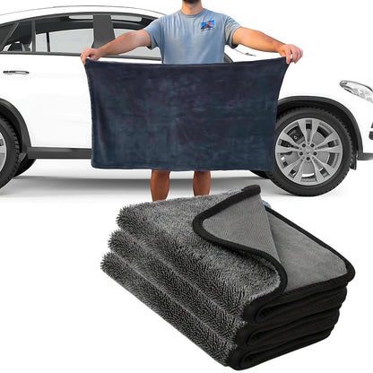 Ultra-fine microfiber car drying towel with borderless design for quick and shed-free drying.