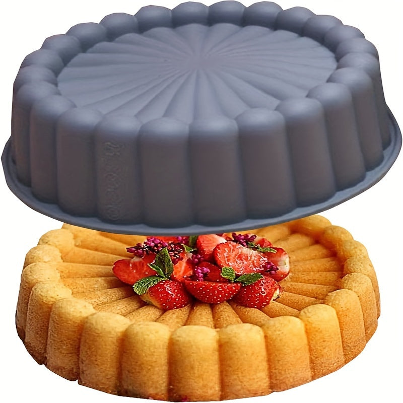 Clearance item: Silicone Charlotte Cake Pan - Reusable Mold Slot Cake Pan. Non-stick Round Silicone Mold for Strawberry Crisp, Cheese Cake, Brownie Tart, and Pie. Dimensions: 19.51*6.1 cm. Perfect addition to your kitchen supplies and accessories for