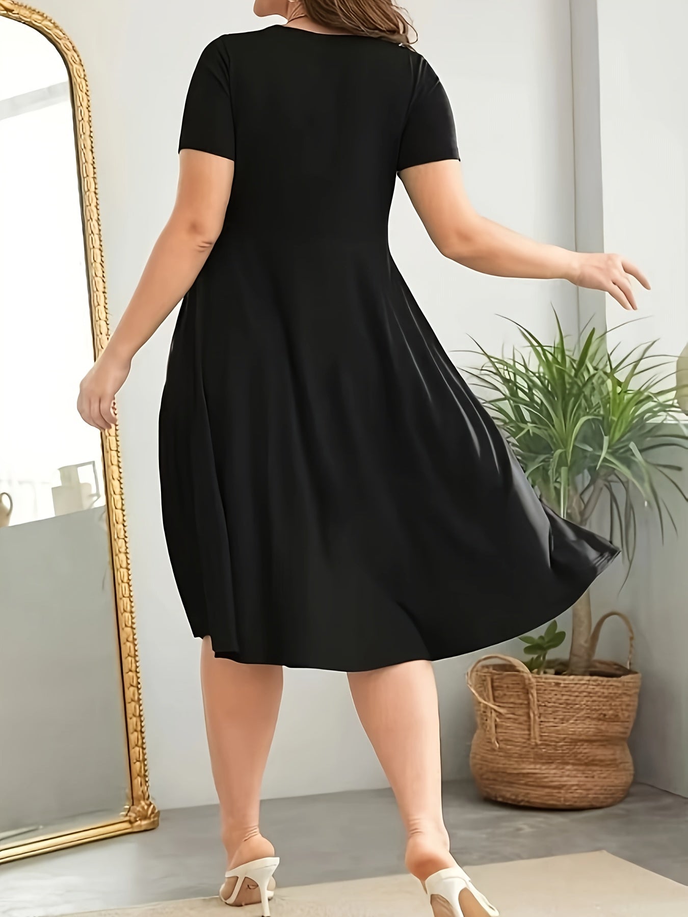 Polyester V-Neck Raglan Sleeve Dress with Fake Buttons, Flared Hem, Fitted, Elegant for Women, Weekend Casual, Spring/Summer