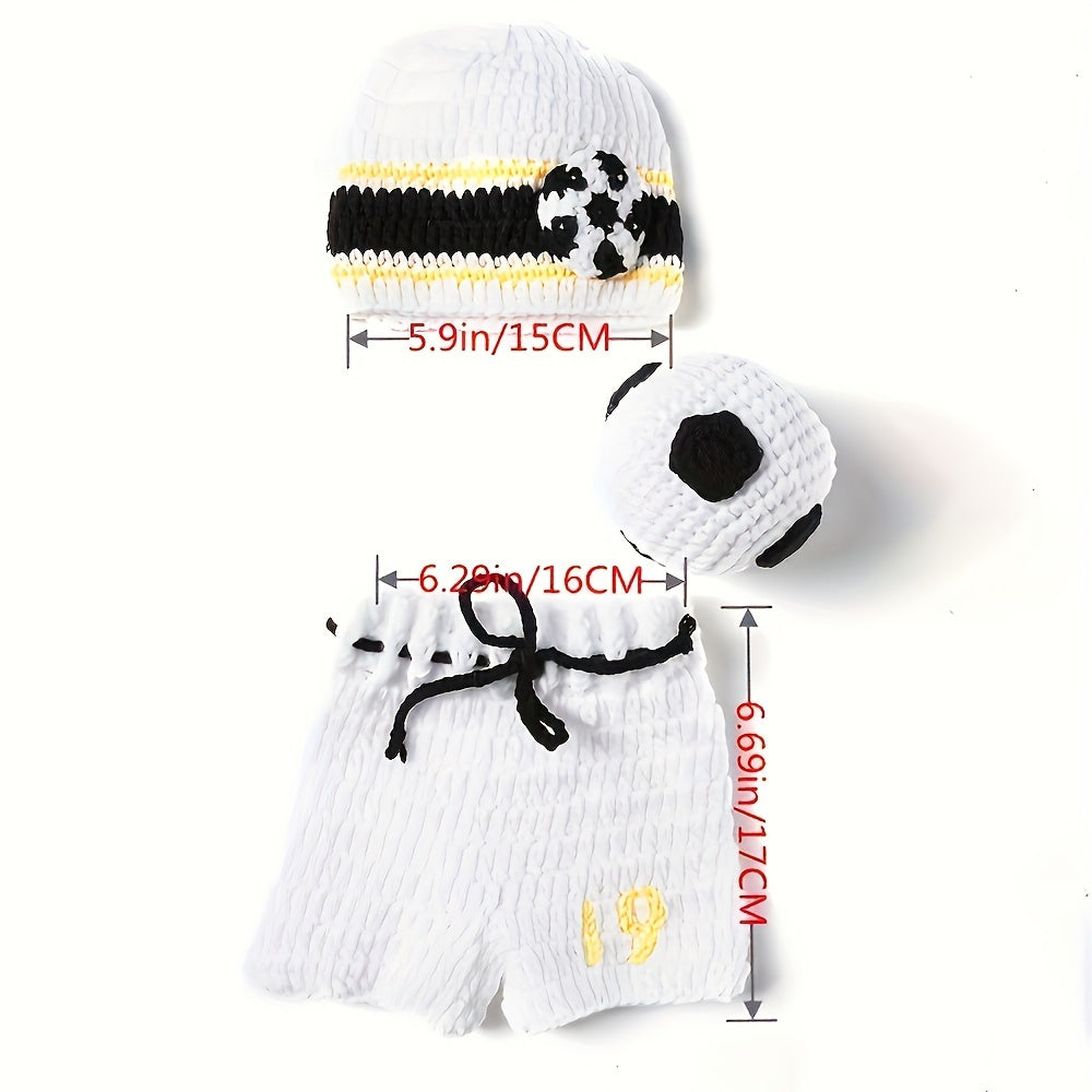 Charming 3-piece Football Photography Ensemble for Kids - Includes Hand-Knitted Hat, Shorts & Ball Set for Their First Game - Ideal Keepsake