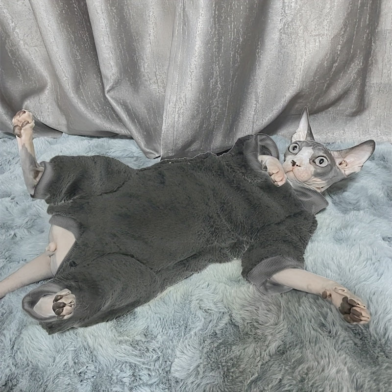 Cozy plush sweater for Sphinx & Devon Rex cats in stylish purple turtleneck, great for hairless cats in autumn/winter. Made with easy-care polyester, machine washable.