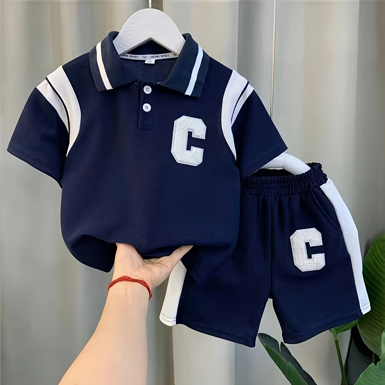 Korean style 2-piece boys' outfit set with letter print shirt and shorts for daily and outdoor wear.