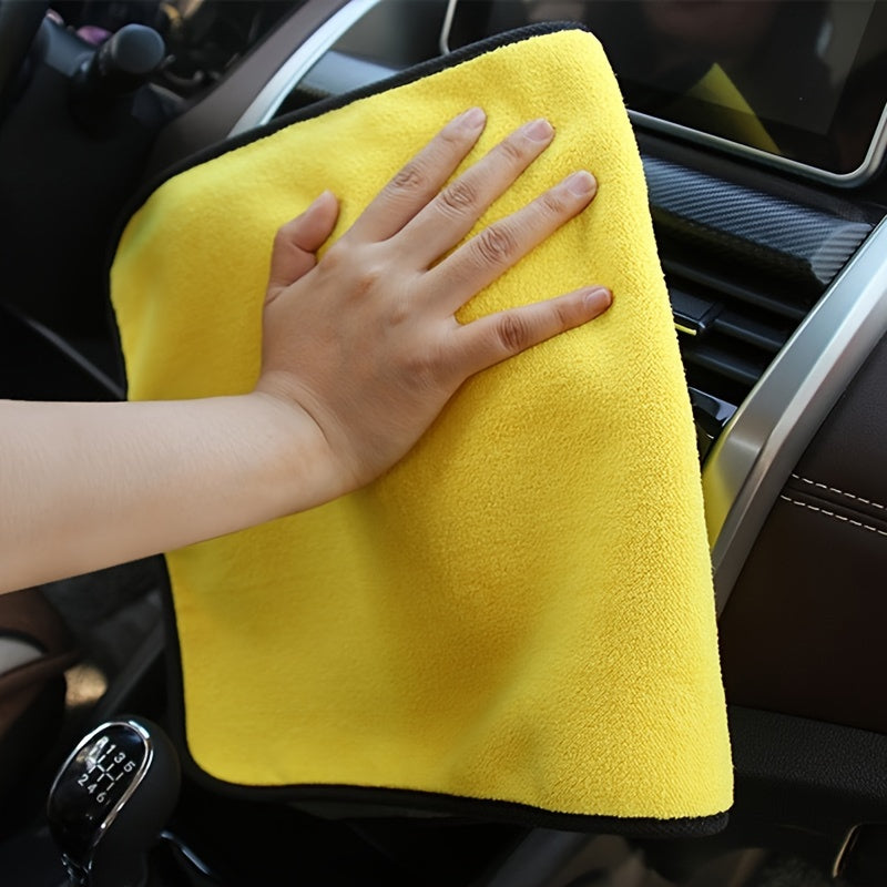 Soft Coral Fleece Car Wash Towel, Yellow & Gray, Absorbent, Lint-Free, Safe for Car Paint, Great for Detailing & Cleaning.