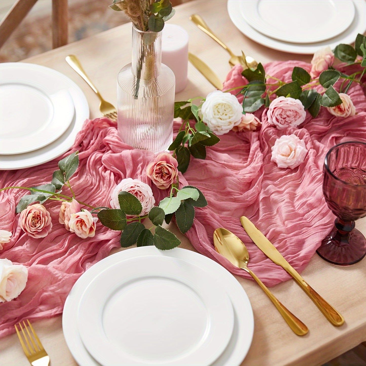 Multi-color pleated table flag - elegant dining table decor