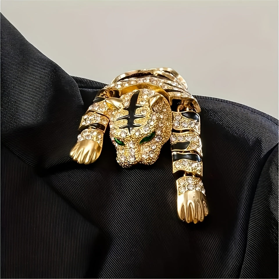 Vintage tiger design brooch with movable joints, handcrafted with exaggerated diamonds, studded with oil dripping animal fashion.