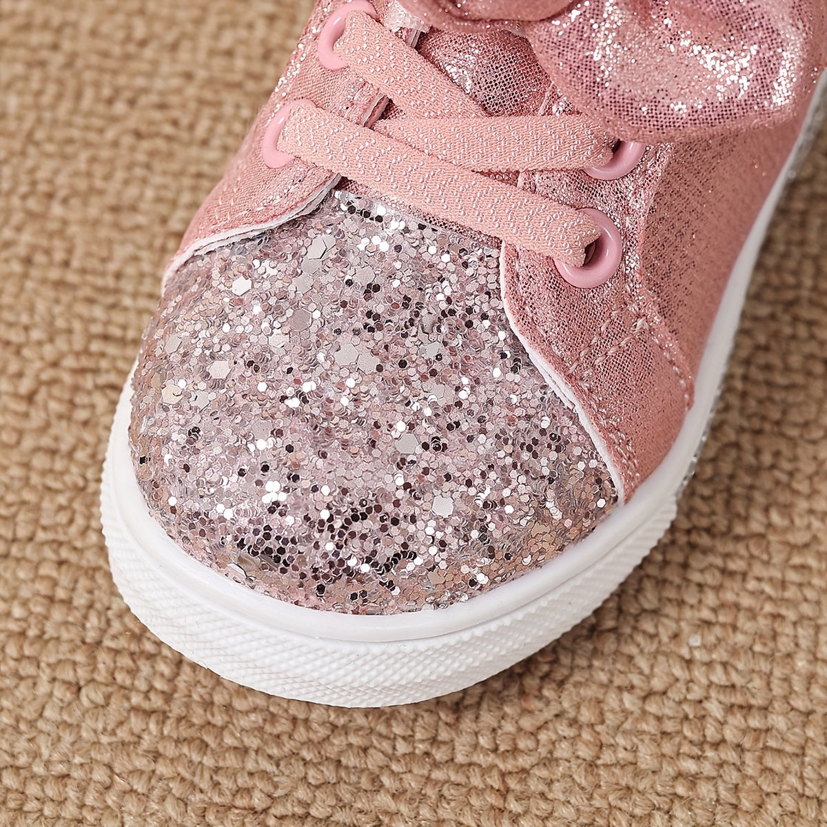 Girls' Mary Jane flats with sequins, bow, round toe, low-top, fabric lining, TPR sole, EVA insole, lightweight slip-on shoes for ages 14 & under. Ideal for casual party streetwear.