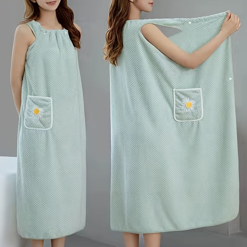 1pc Long Super Soft Bath Towel with Daisy Pattern, Absorbent Women's Bathrobe with Pocket. Household and Bathroom Supplies.