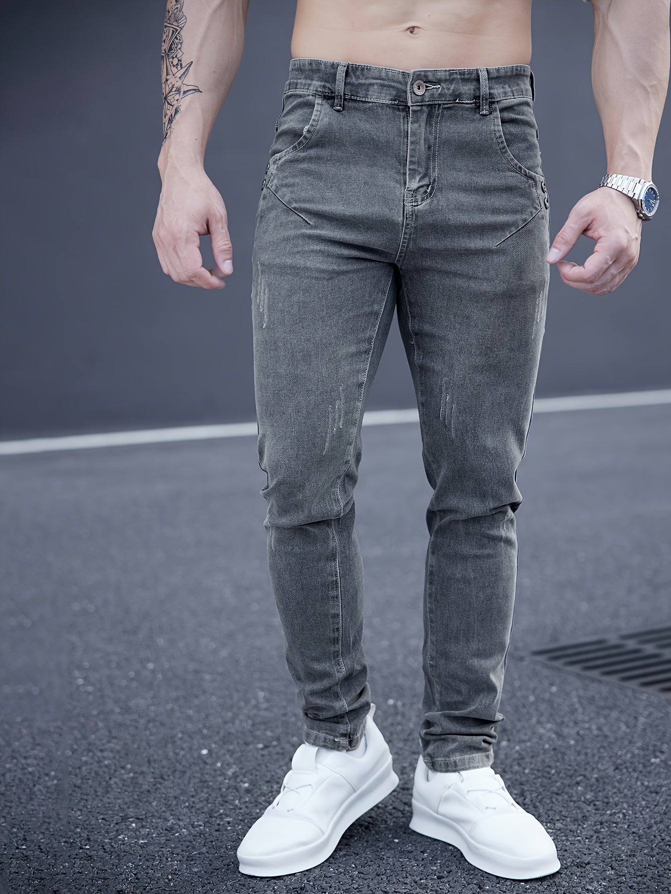 Men's slim-fit stretch denim jeans with casual straight leg and washed look, suitable for all seasons.