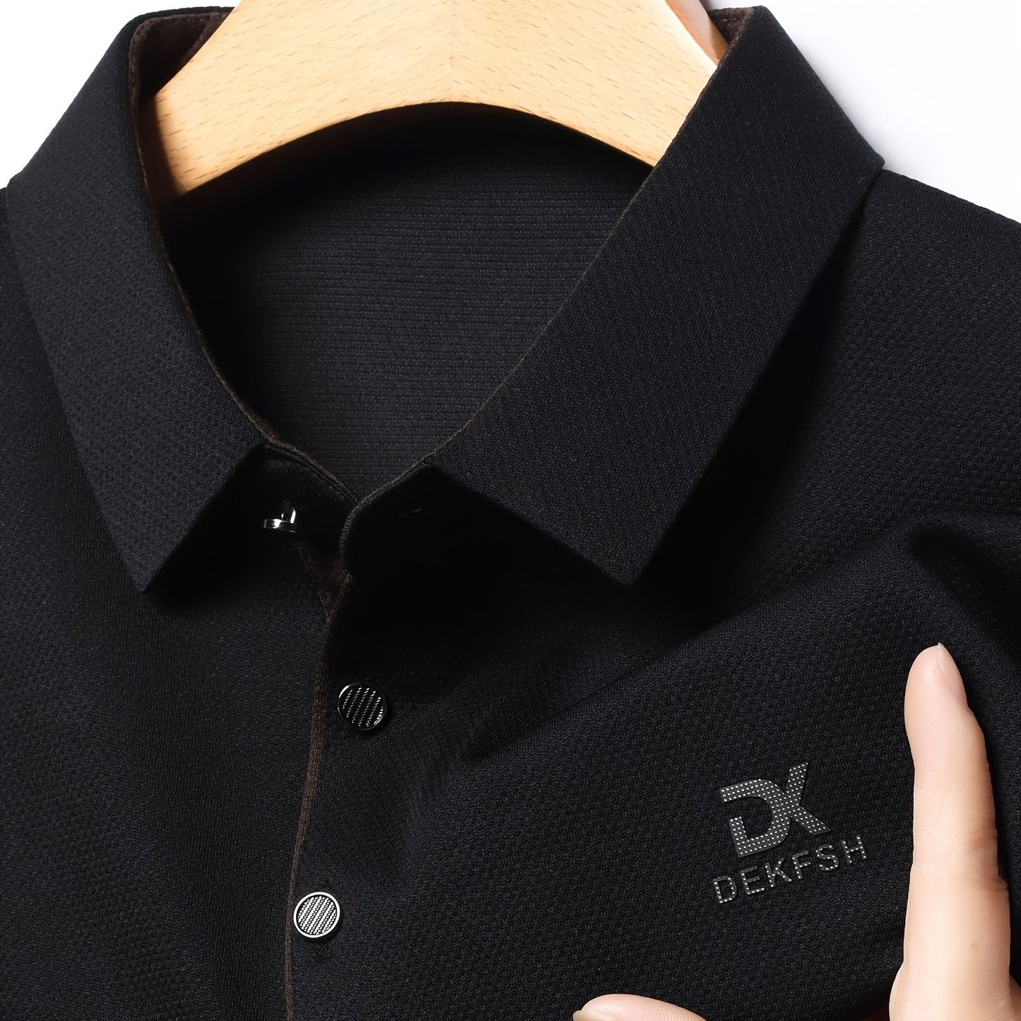 Men's breathable shirt with letter print, perfect for golf and outdoor activities. Made of polyester, features a button-up collar, regular fit, ideal for spring and fall.