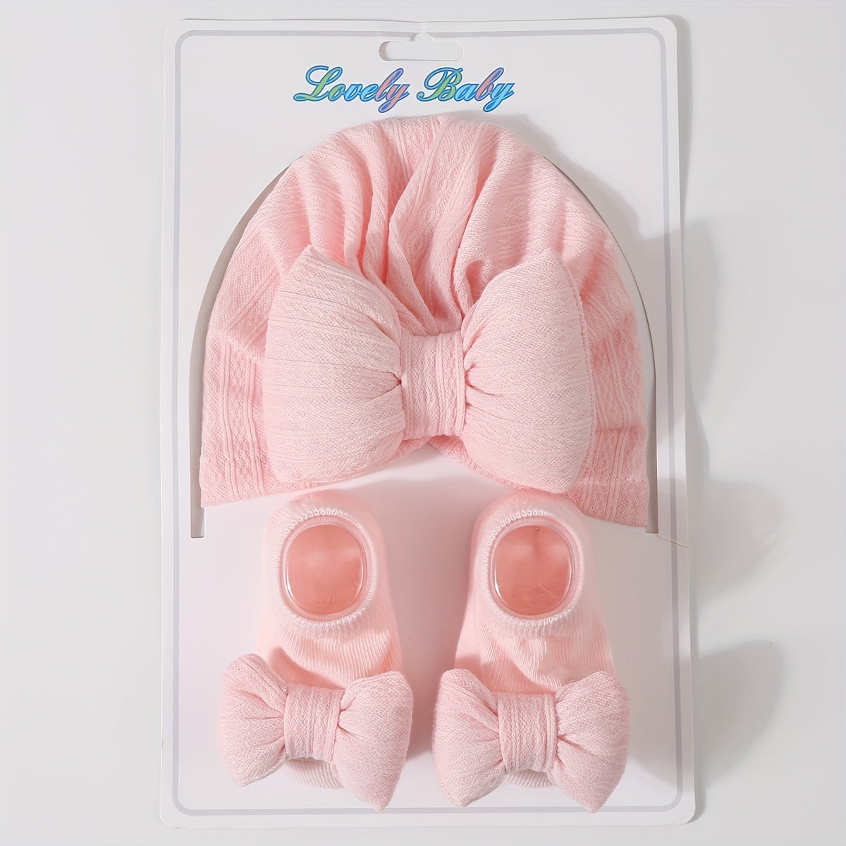 Newborn knit fleece bow hat and sock set, perfect for Thanksgiving, featuring cartoon theme. Breathable and suitable for girls aged 0-3 years.