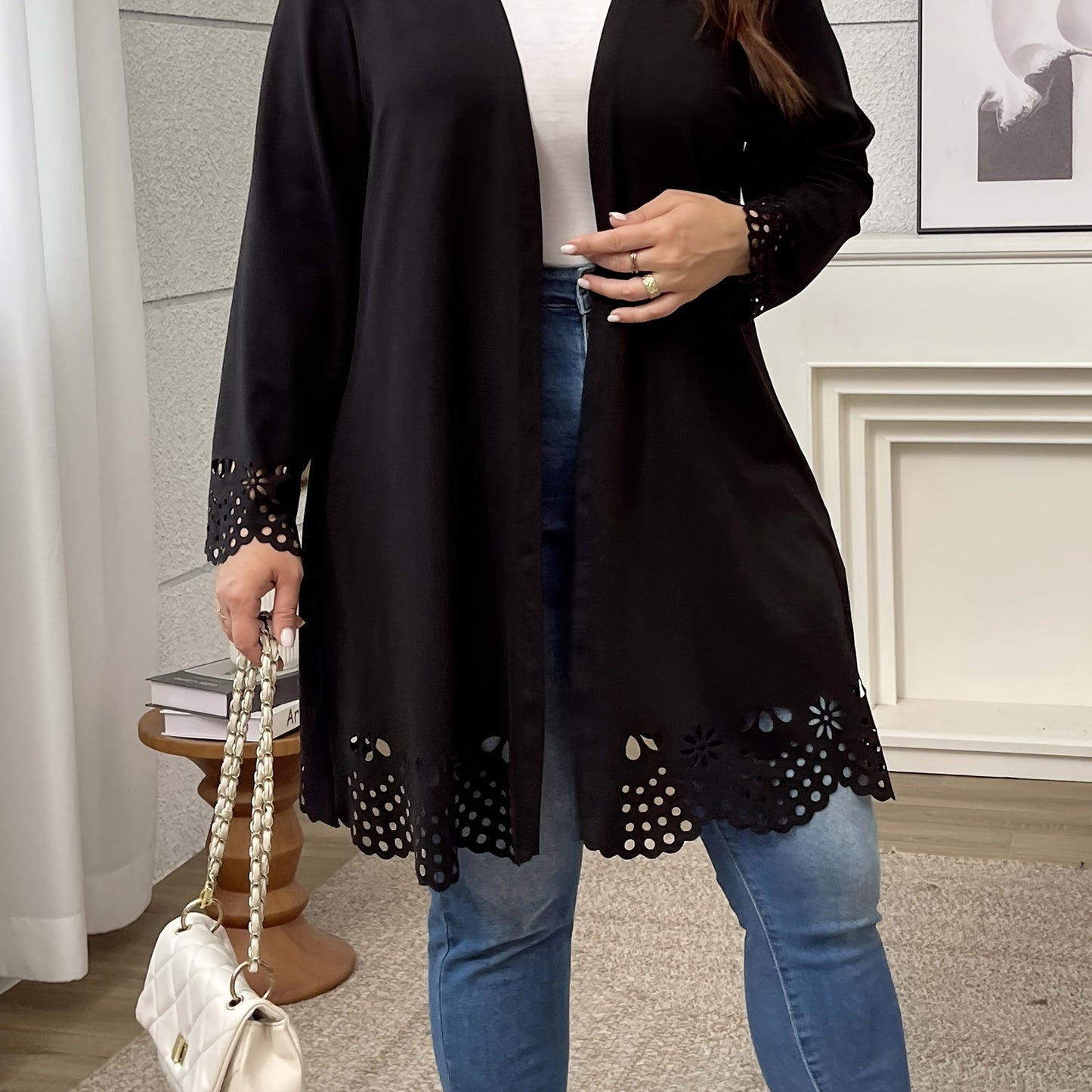 Plus Size Casual Cardigan made of polyester knit fabric with high stretch, open front, long sleeve, random print design, suitable for fall/winter season.