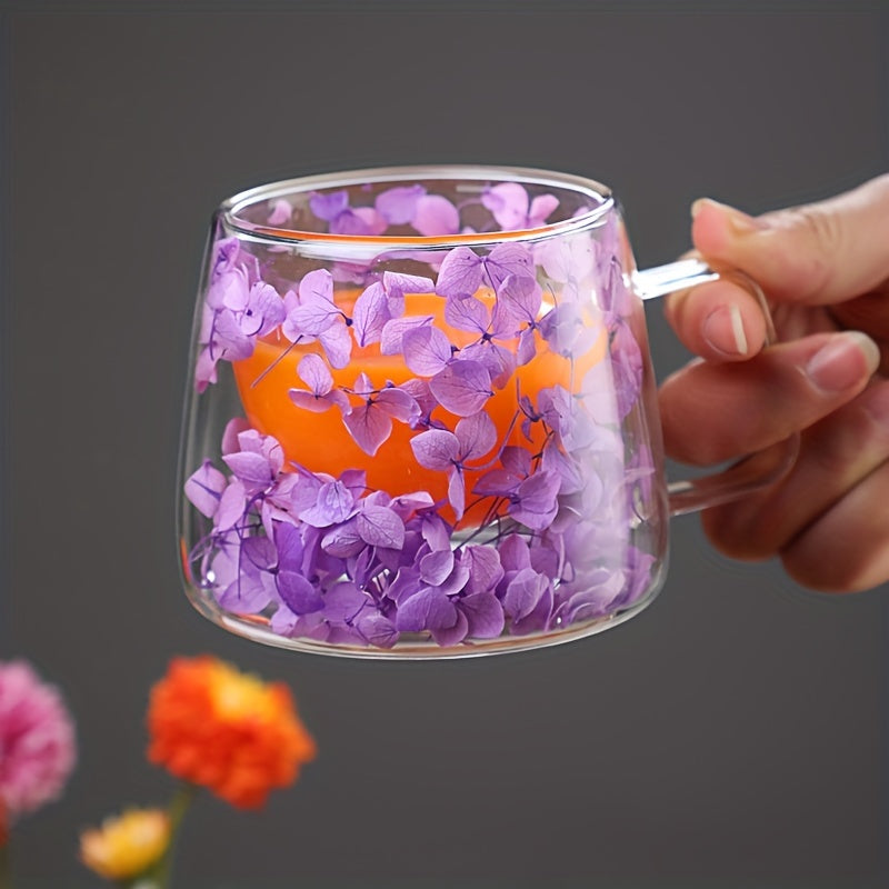 Double-walled espresso coffee cup with flowers inside, ideal for hot or cold drinks. Great as a gift.