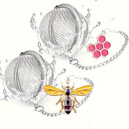 Gift your loved ones with a set of two stainless steel tea strainers adorned with charming honeybee and beehive designs. These durable infusers come with hanging chains and are perfect for brewing loose leaf tea. Ideal for Christmas, Thanksgiving