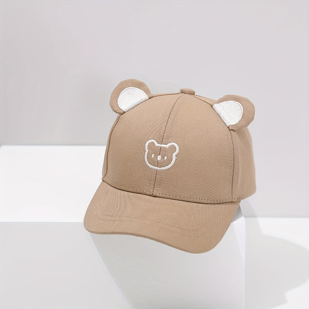 This cute baseball cap is perfect for babies aged 1-3 years, with a head circumference of 44-50 cm. Suitable for boys and girls to wear during spring and autumn outings, beach trips, and