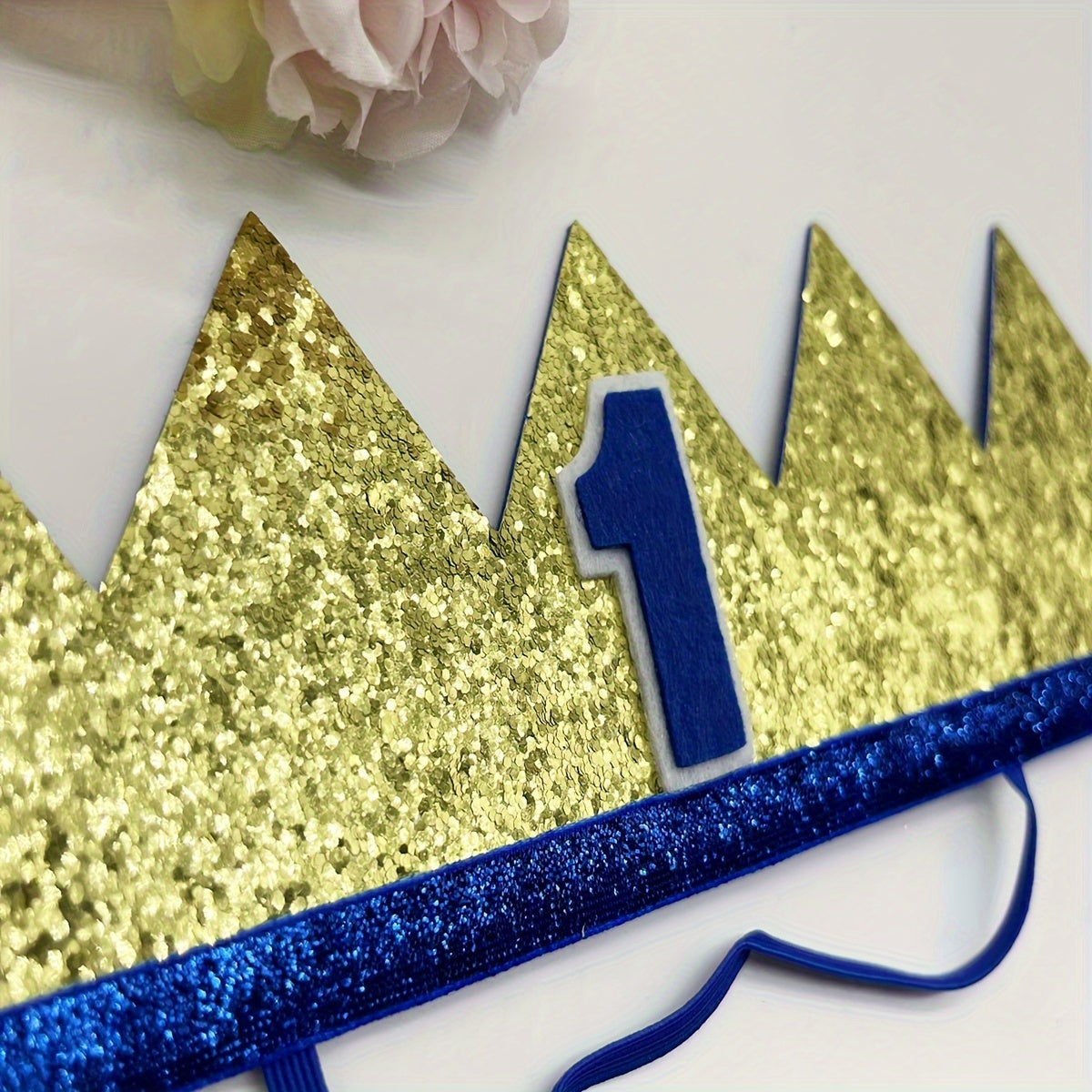 Golden Crown Birthday Hat With the Number 1