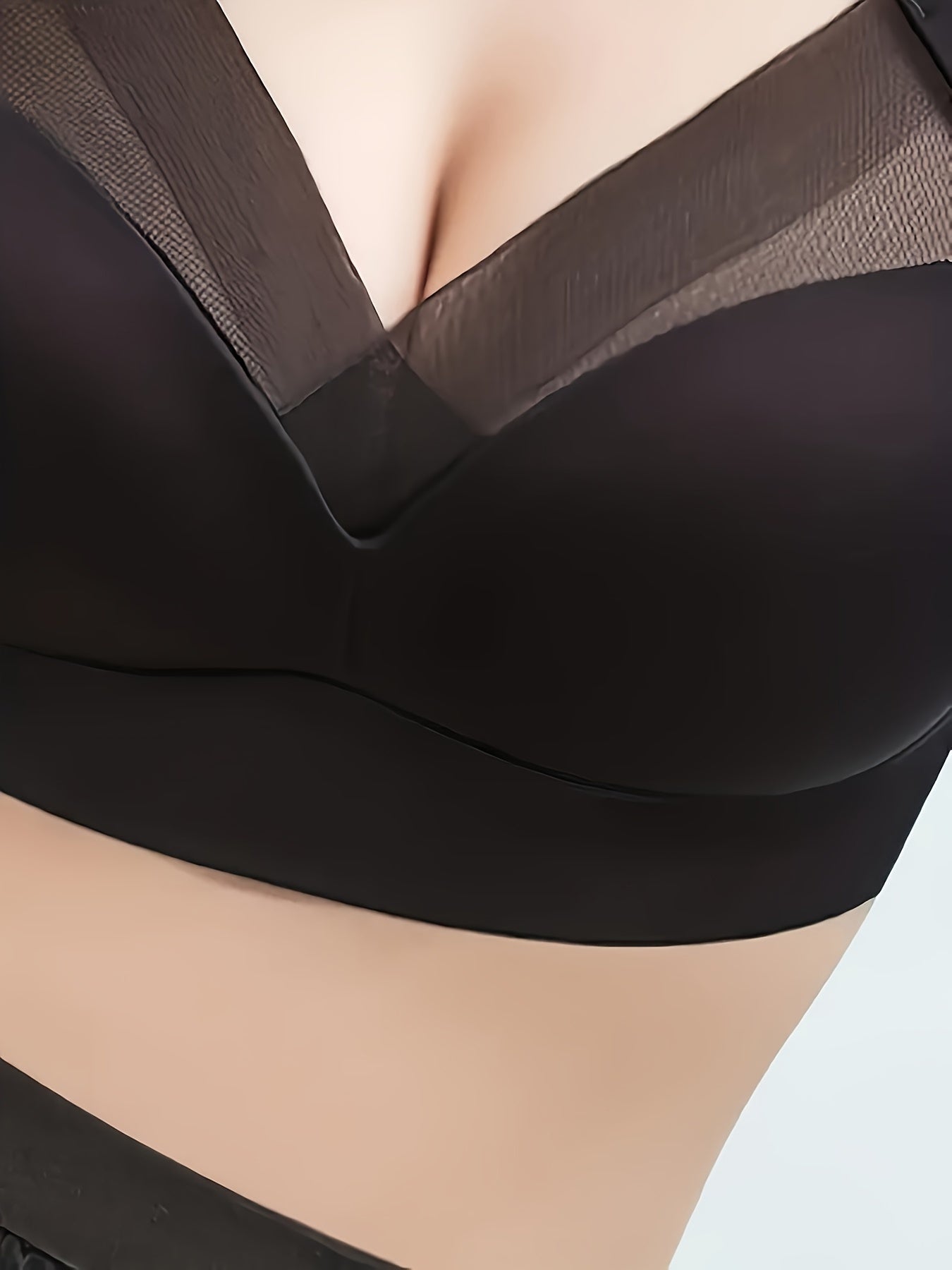 3-piece comfy and breathable wireless mesh bra set, with solid contrast design.