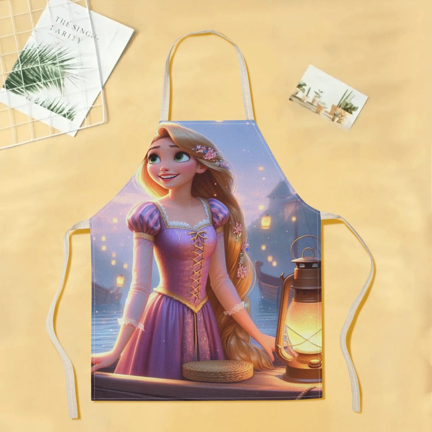 Disney has released a chic waterproof apron adorned with a charming cartoon design of Princess Elsa. This apron is not only beautiful and fashionable but also simple, making it perfect for use in hotels, supermarkets, restaurants, fruit shops, milk tea