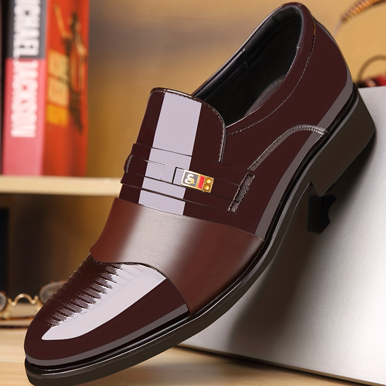 Men's slip-on formal shoes, wear-resistant and non-slip for business or Father's Day gifts.