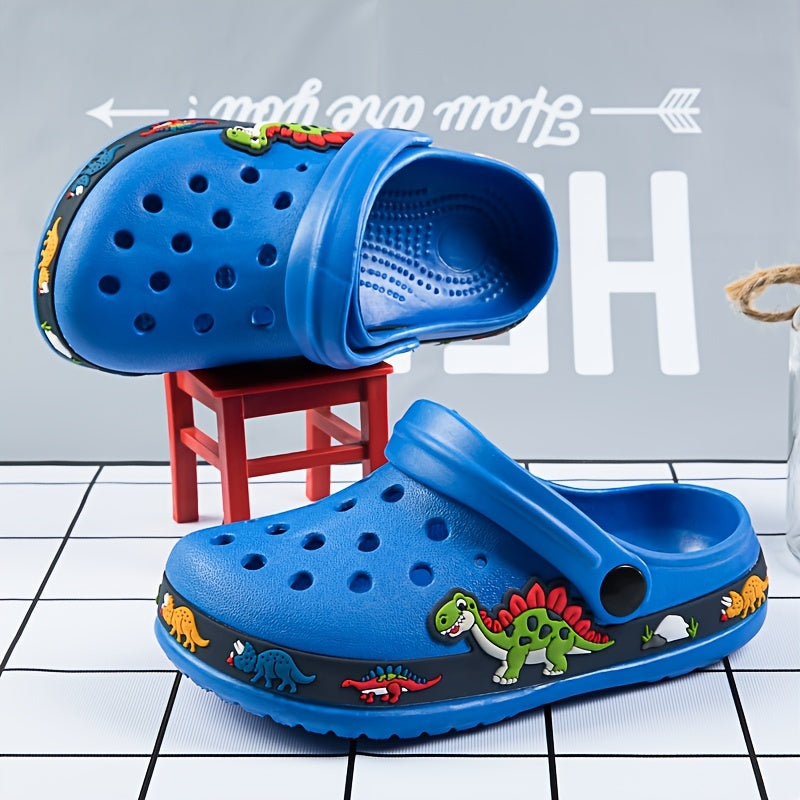 Children's blue dinosaur clogs: breathable, non-slip sandals with charms for indoor/outdoor use.