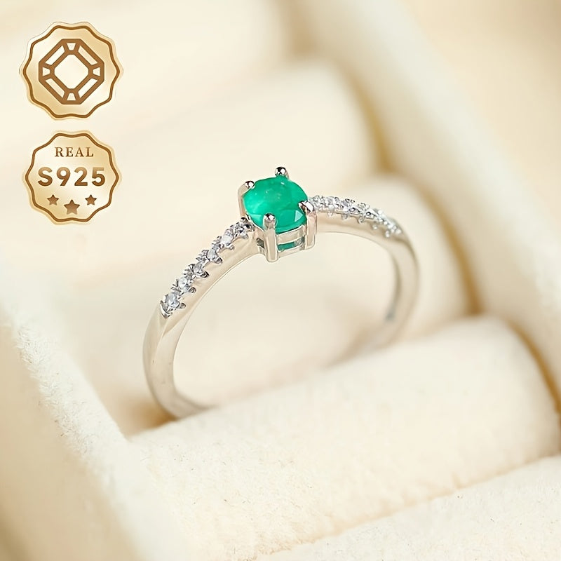 Make her day with this stunning Natural Stone Ring in a beautiful green hue. Crafted from S925 sterling silver, this adjustable open ring features a unique design that will surely make a statement. Please note that the natural stone used means that each