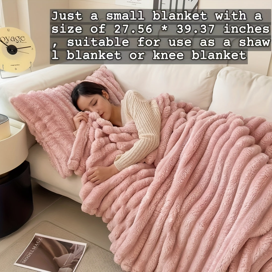 Indulge in the comfort of our luxurious plush blanket - a cozy fleece throw that will keep you warm and snuggled up on the sofa. This soft and insulating blanket is not only perfect for lounging, but also machine washable for easy care. Its modern style