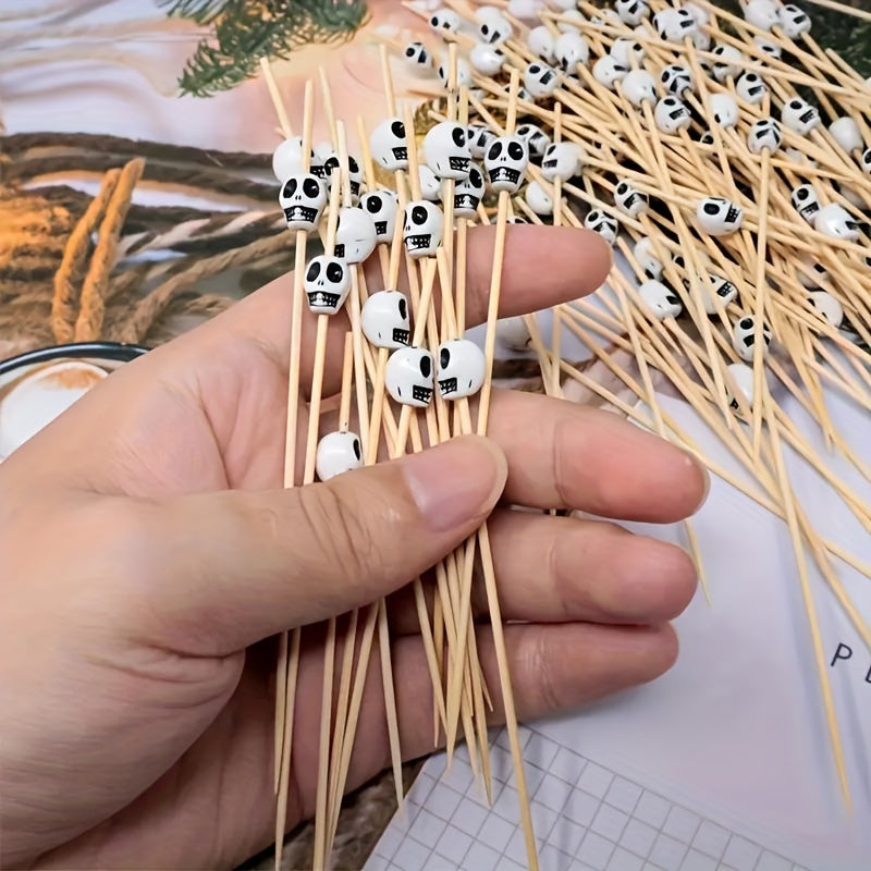 100 Skull Design Wooden Toothpicks, suitable for Halloween and Christmas parties, perfect for decorating, fruit skewers, appetizers and cocktail stirring.