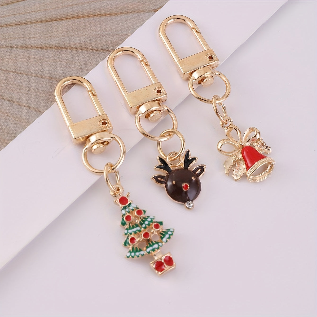 Set of 10 Cartoon Alloy Keychains, Festive Christmas Keyring Charms, Stylish Party Accessories, Women's Fashion Jewelry, Keychain Holders, Carabiner Clips, Unique Decorative Presents