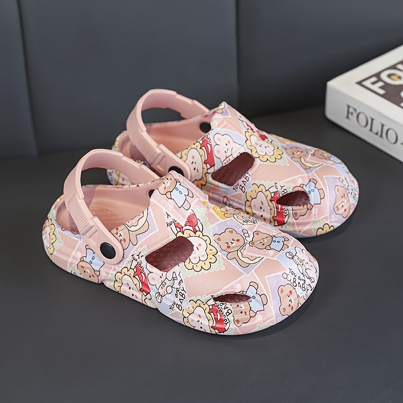 Boys' Casual Cartoon Clogs - Breathable, Lightweight, and Anti-Slip for Indoor/Outdoor Use in Spring and Summer.