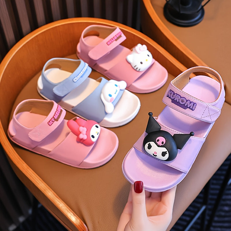 Sanrio introduces new summer non-slip sandals for girls with soft soles and a lightweight design, ideal for the beach.