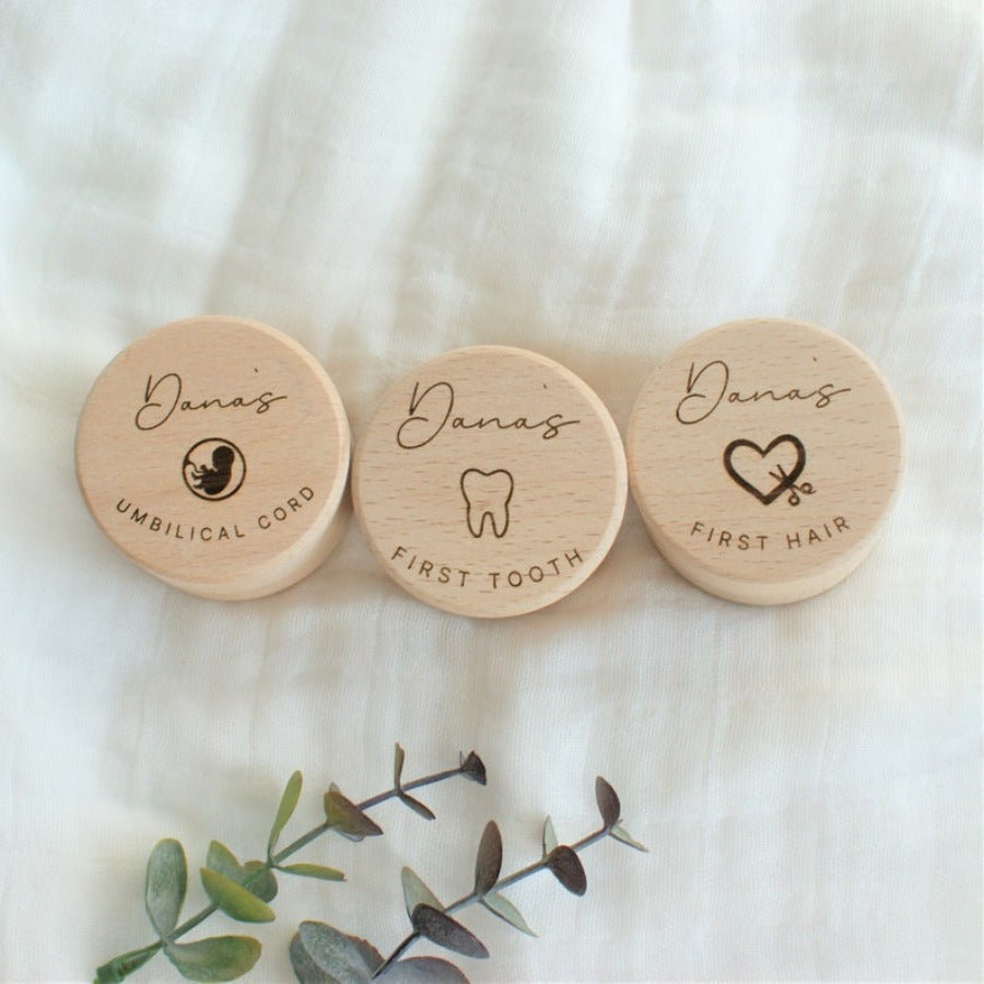 1 piece of a personalized engraved wooden box for keeping first hair, umbilical cord, and milk tooth keepsakes, contains 3 pieces.