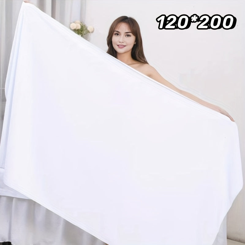 Large, lightweight bath sheet measuring 119.38cm x 200.66cm. Ultra-soft, quick-dry nylon/polyester blend with striped design and modern style, ideal for home use.