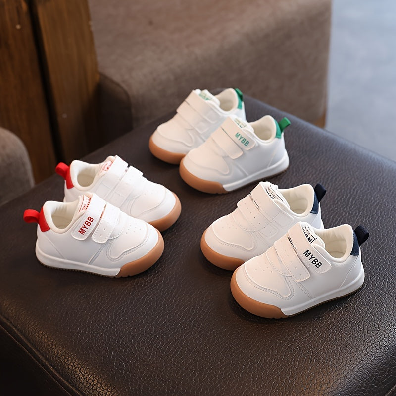 Casual, non-slip infant and toddler shoes for boys and girls in spring and autumn.