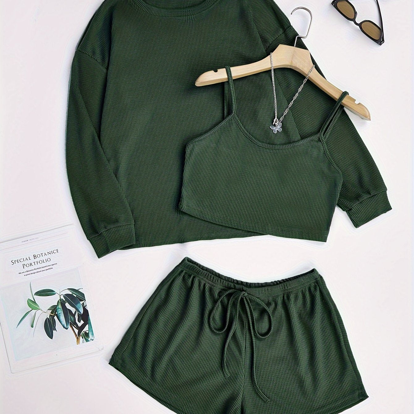 3-piece waffle knit pajama set made from 97% polyester and 3% elastane for all-season comfort.