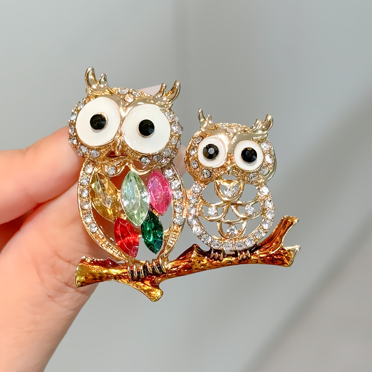 Stylish Animal-inspired Brooches for a Sophisticated Suit and Coat