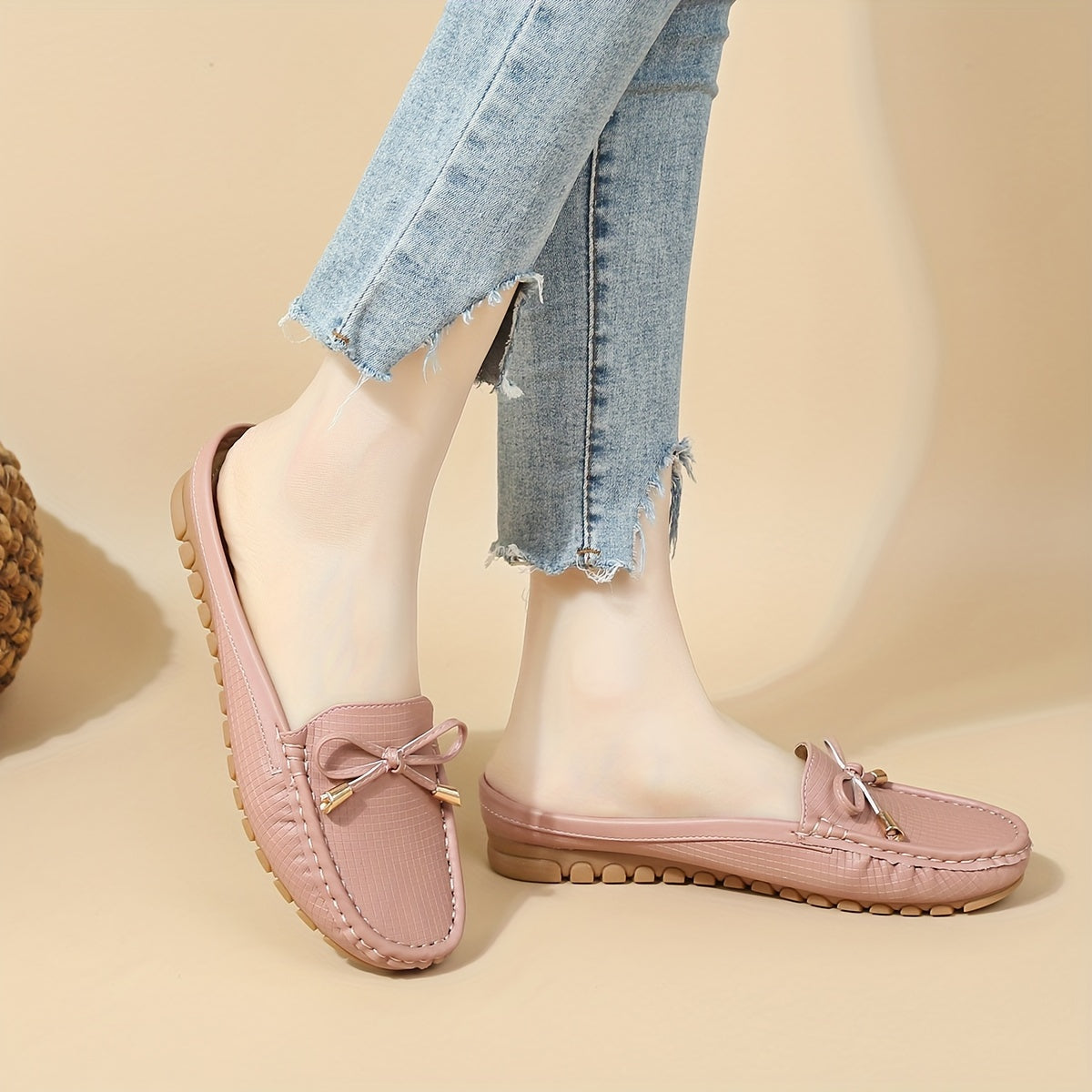 Spring and summer headless half-slippers for women, featuring a hand-sewn bow and slip-on design.