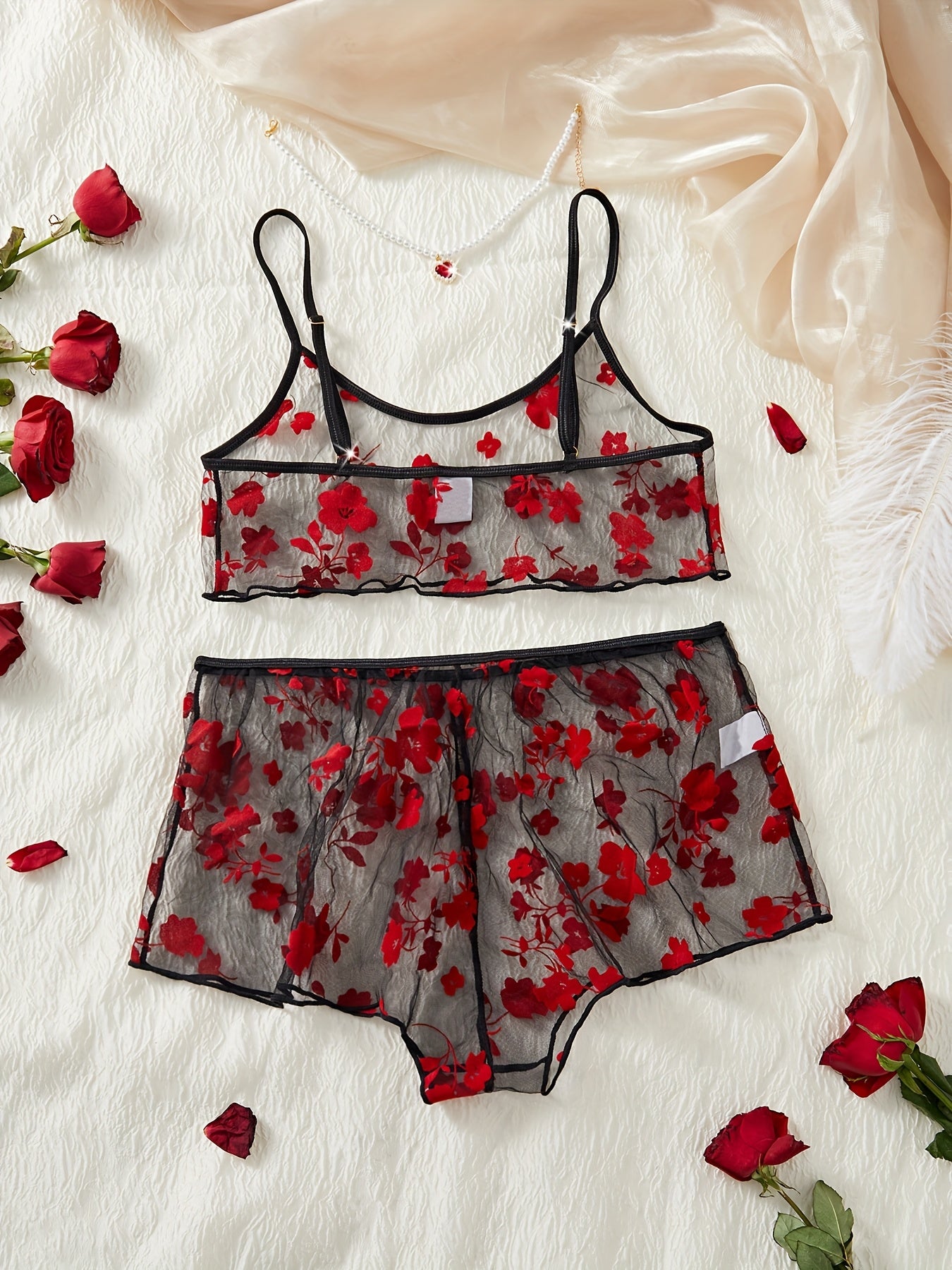 Ladies' lingerie set