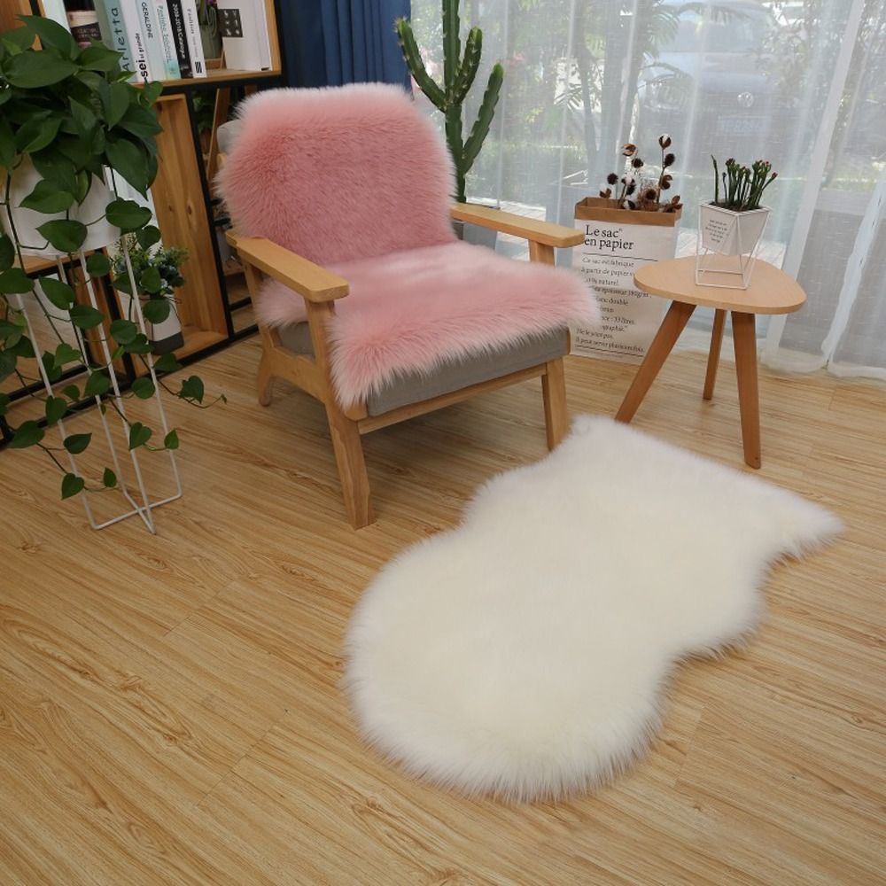 Artificial Sheepskin Long Hair Rugs - Soft Faux Fluffy Shaggy Carpets for Living Room and Bedroom, Non-Slip Home Decor Mats