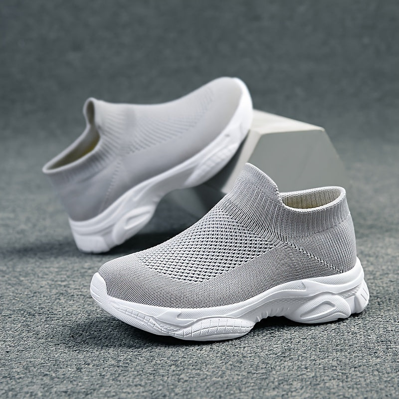 Stylish, breathable mesh sports shoes for all genders and ages.