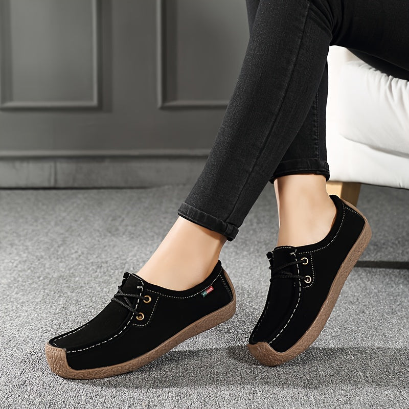 Women's lightweight lace-up loafers for casual wear on King's Day.