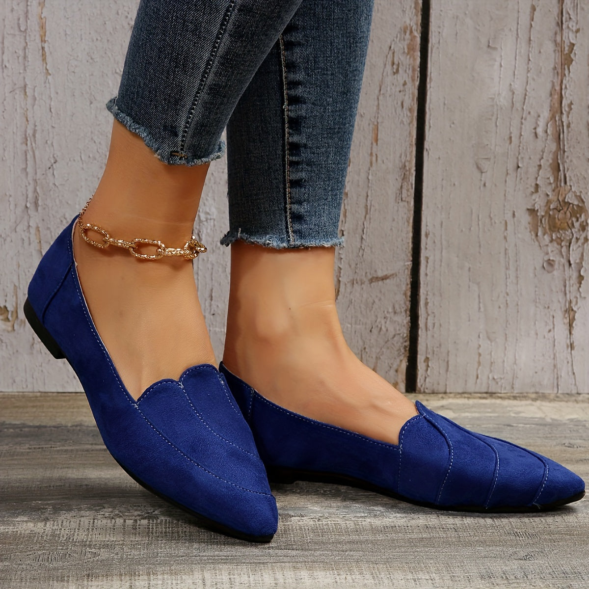 Stylish and lightweight Mary Jane flat shoes for all seasons, featuring a pointed toe, solid color, PU insole, and rubber sole.