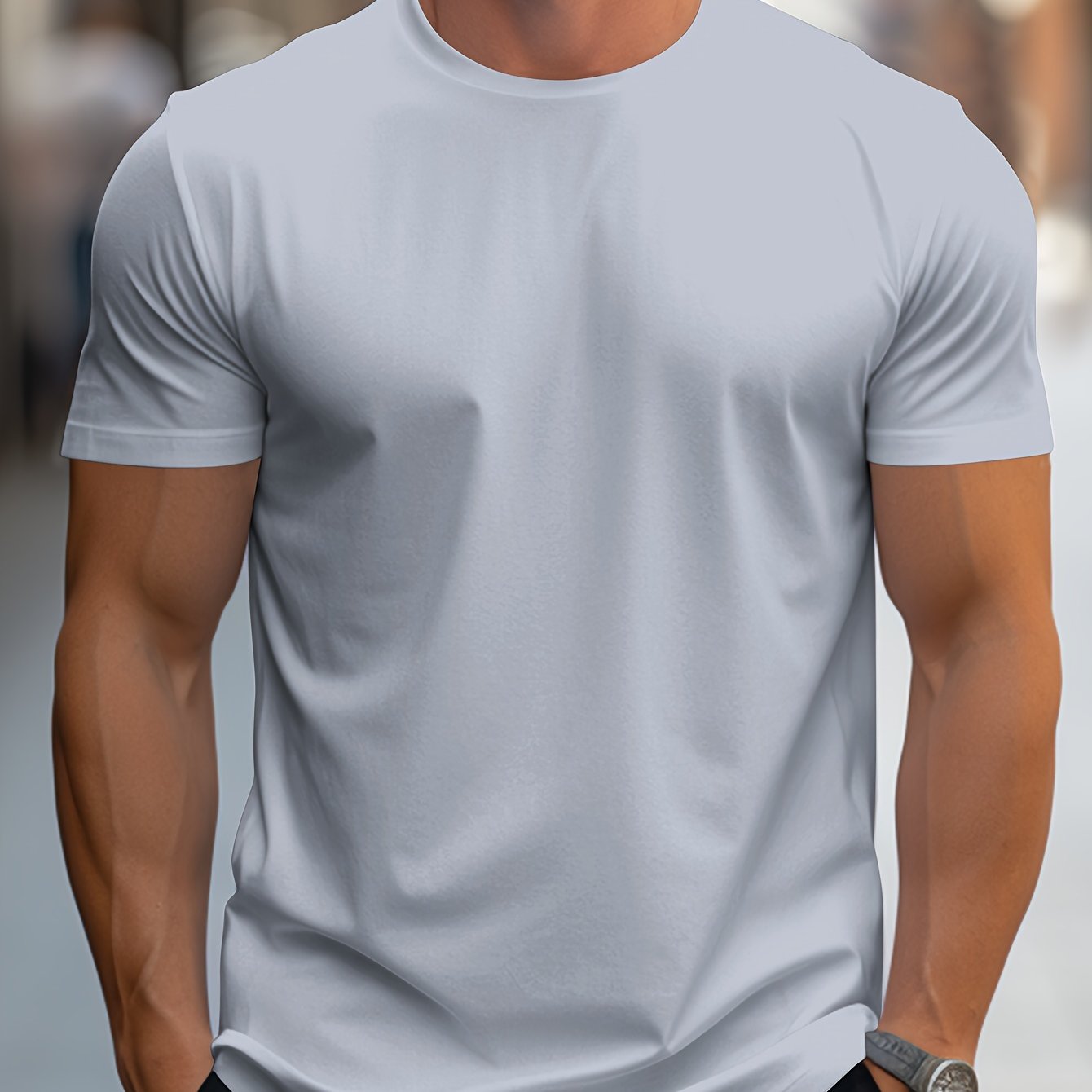 Classic Men's Round Neck Short Sleeve Tee for Spring and Summer