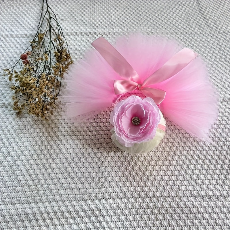 Pink tulle skirt and headband set for infant girls, perfect for a newborn ballet costume or birthday outfit. This adorable set also makes a great newborn photo prop, made from high-quality nylon material.