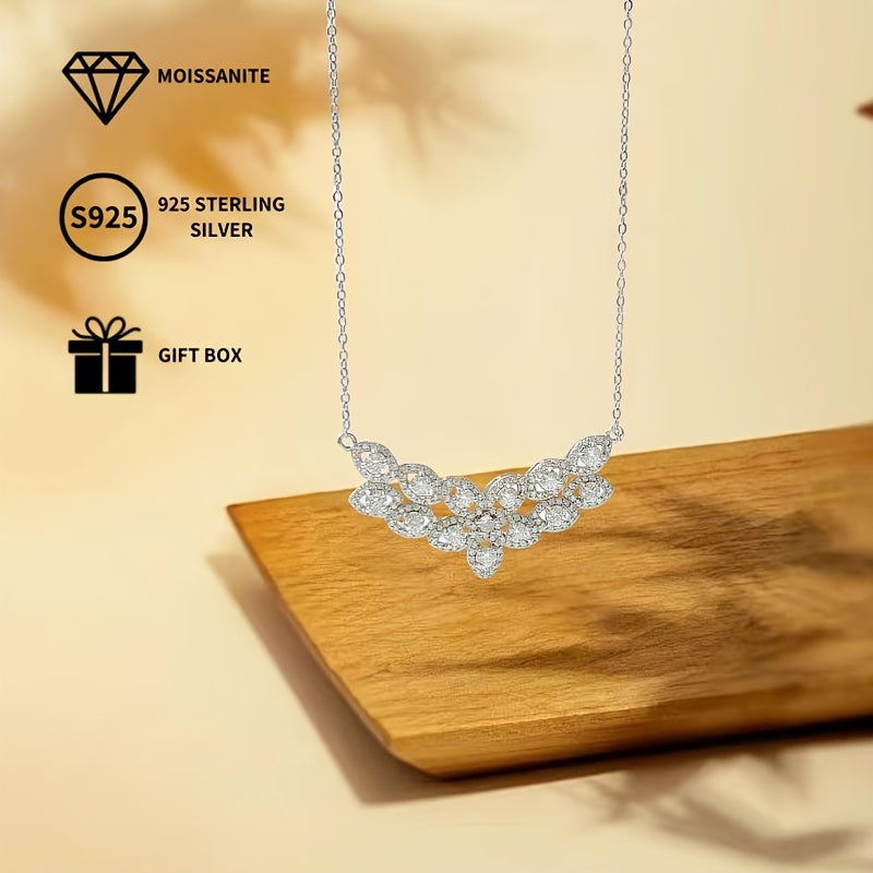 Crafted from S925 sterling silver, this women's pendant necklace weighs approximately 6.05g and boasts a stunning inlay of 1.3ct moissanite. Ideal for both casual wear and special occasions, its versatile design exudes simplicity and elegance, showcasing