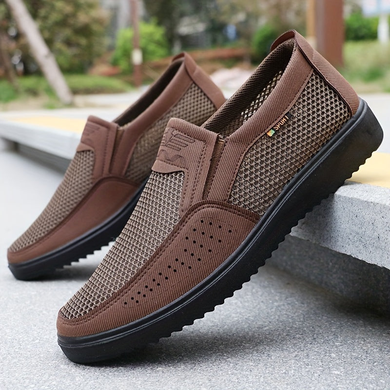 Men's slip-on casual shoes for outdoor activities, lightweight and comfortable. Great for walking, fishing, park outings, and workouts.