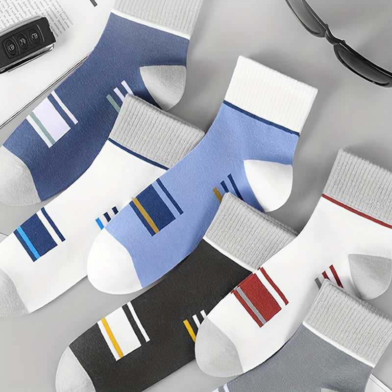 5 pairs of men's comfy, breathable crew socks with stripes, perfect for winter and autumn.