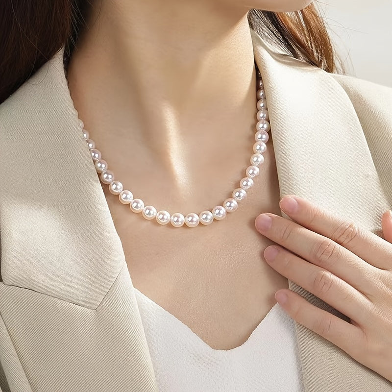 Stylish Freshwater Pearl Necklace, Ideal for Everyday or Special Occasions, Adds a Touch of Luxury to Your Outfit, Versatile and Elegant Fashion Accessory, Great for Weddings, Parties, or Gifts for Valentine's Day.