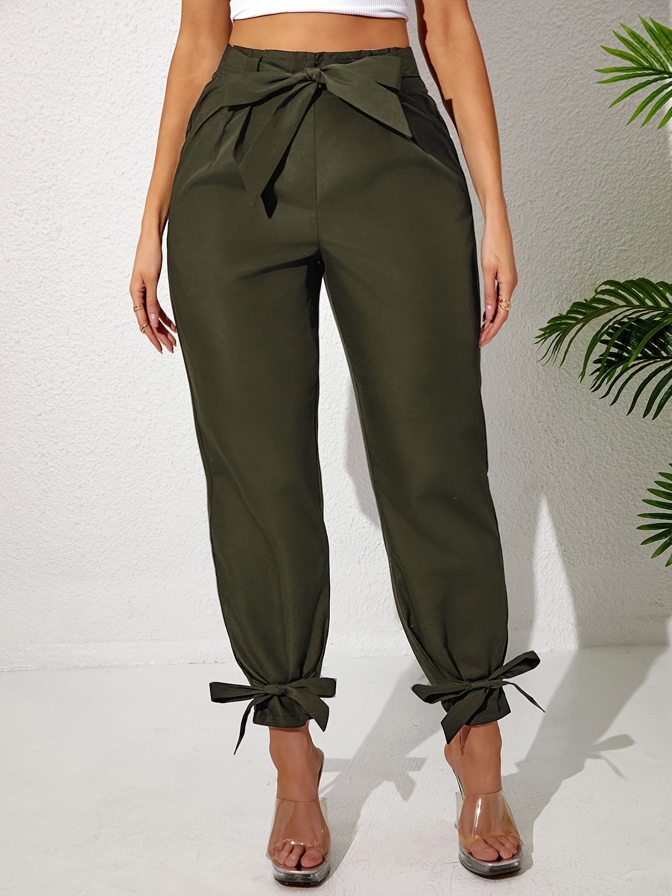 Solid straight leg pants with elastic drawstring waist and elegant bow detail. Perfect for spring and summer in plus size.