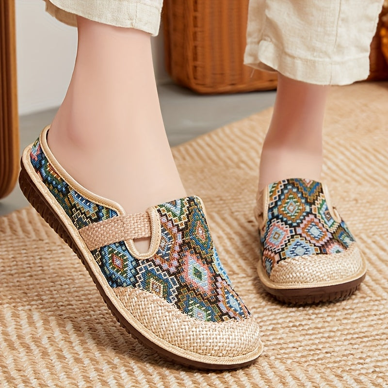 Casual summer slides for women with breathable fabric upper, round toe, strappy back, flat heel, and PU sole, originating from Taizhou and made for North America and Europe.