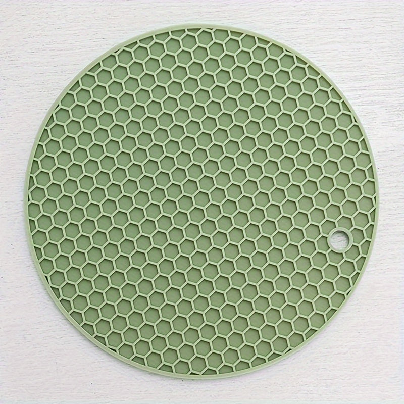 Round placemats with heat insulation, non-slip cup coasters, and pot pads for kitchen use.