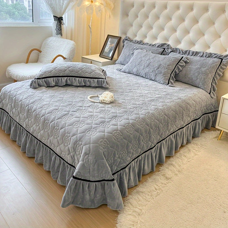 Ultra-Soft Milk Velvet Quilted Bedspread with Lace Detailing, Hypoallergenic and Breathable, Ideal for Bedroom or Guest Room. Black piping, solid color design. Pillowcases sold separately.